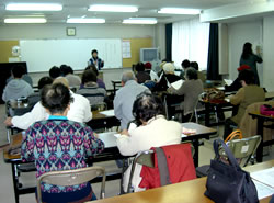 公民館での健康講座風景